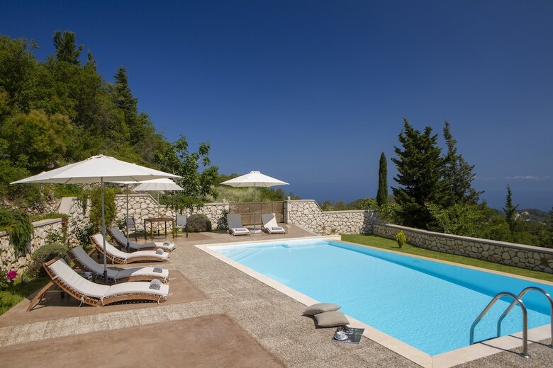Drimonari Villas