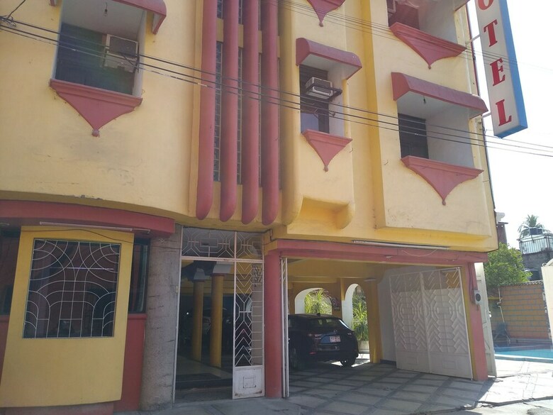 Hotel Real