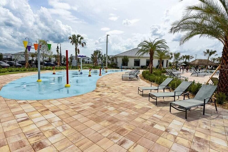 Storey Lake Resort - Pdc208