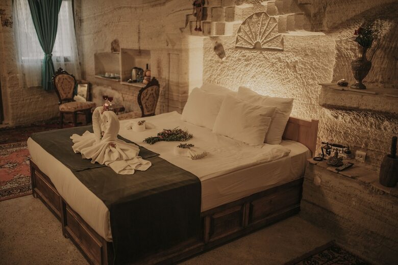 Splendid Cave Hotel