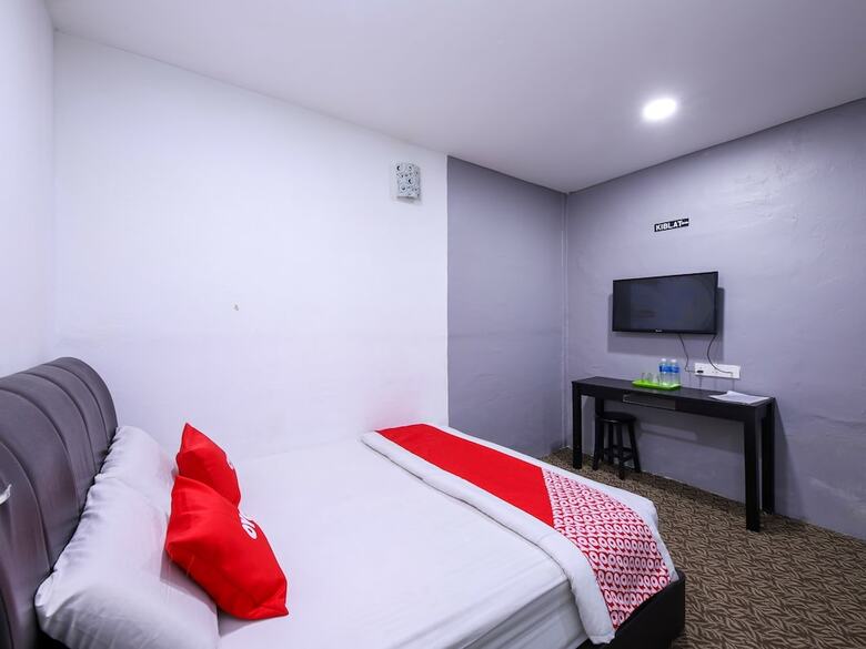 Oyo 89702 Md Hotel Masai