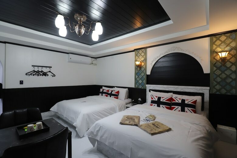 Gunsan Jnk Classic Hotel - Black