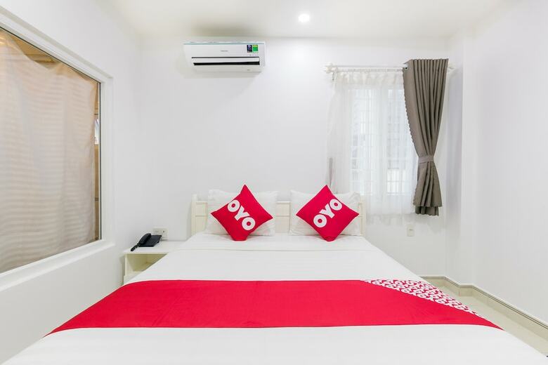 Oyo 652 Monaco Hotel