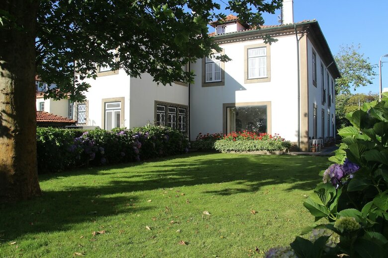 Apartamentos Charming Beach House - Praia Da Granja