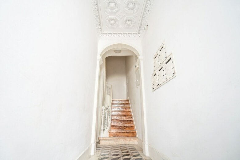 An Ecletic Apartment In Lisbon