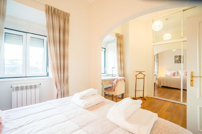 Panoramic Tagus River Terrace Apartment In Alfama