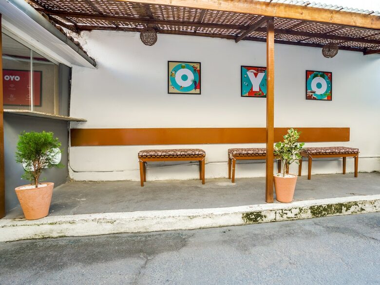 Hotel Oyo Porto Summer