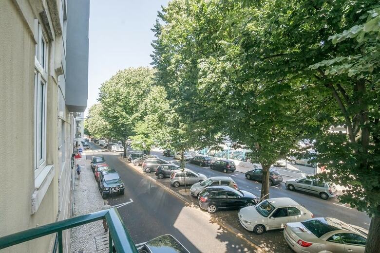 Campo Pequeno 3 Bedroom Apartment