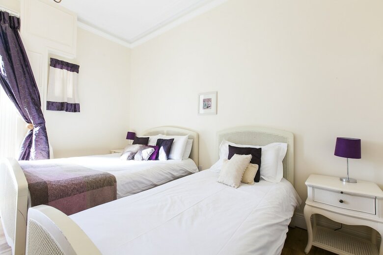 Apartamentos Dublin Vacation Rentals