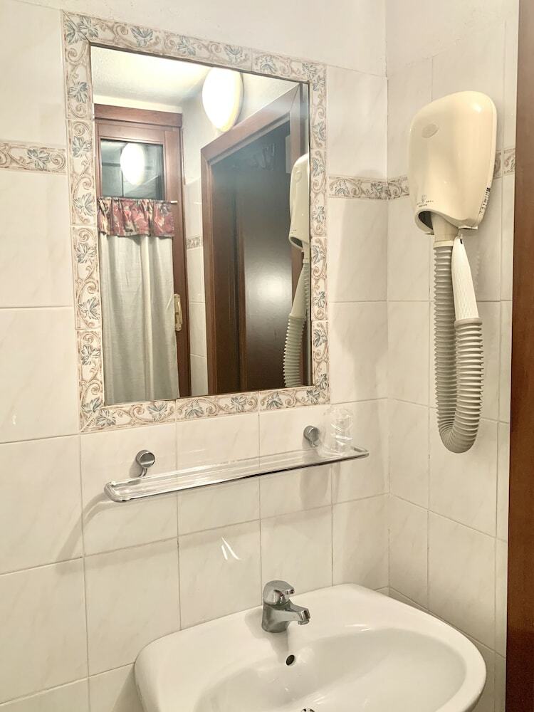 Posada Hotel Villa Sara