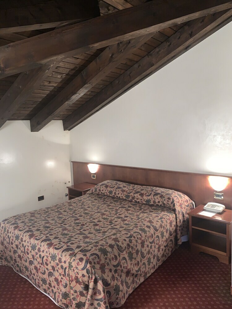 Posada Hotel Villa Sara