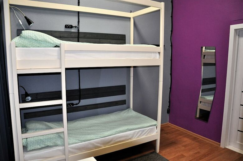 Hostal Good Night Rooms & Hostel
