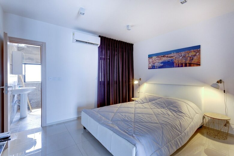 Apartamento Cosy 1br Penthouse With Terrace, Great Location