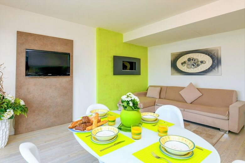 Apartamento Gardagate - La Castellana 2