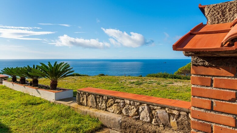 Villa Glaucos