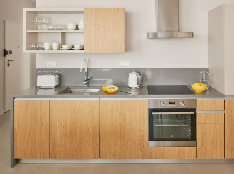 Eol Apartments