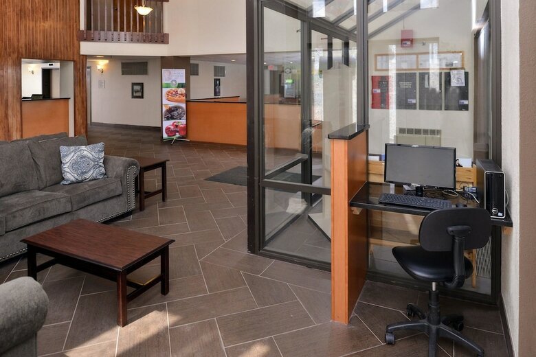 Hotel Quality Inn & Suites