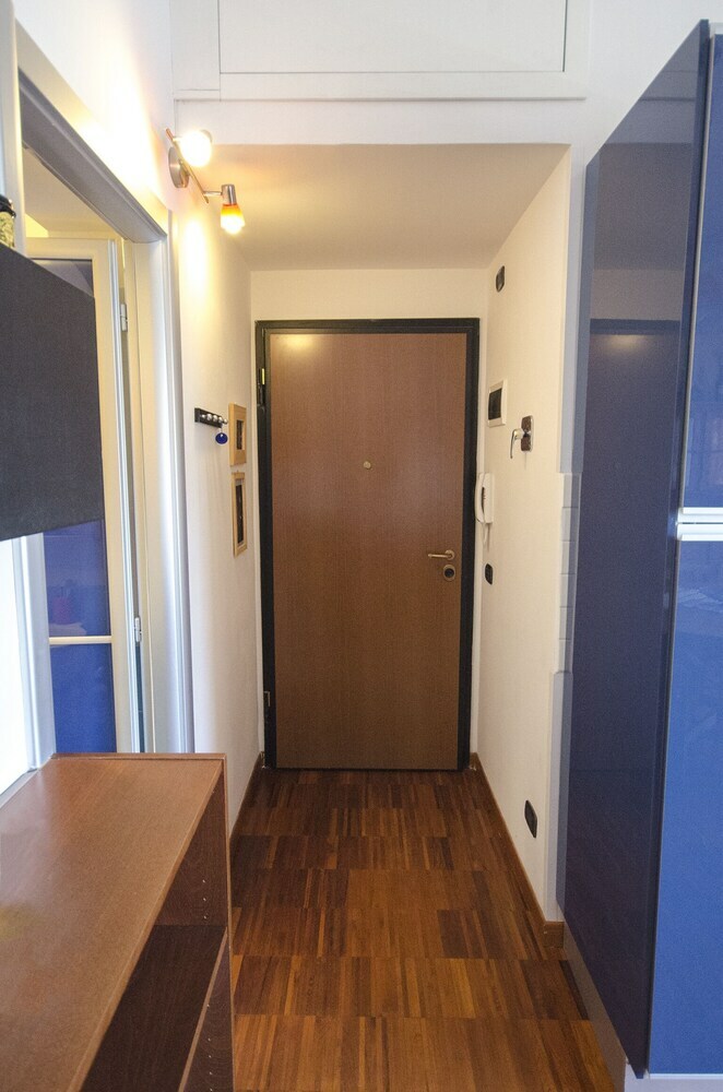 Minzoni Apartment