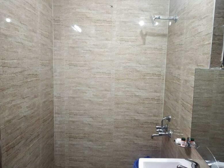 Adb Rooms Hotel Noratan Palace