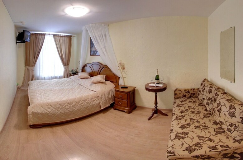 Nevsky Mayak Hotel