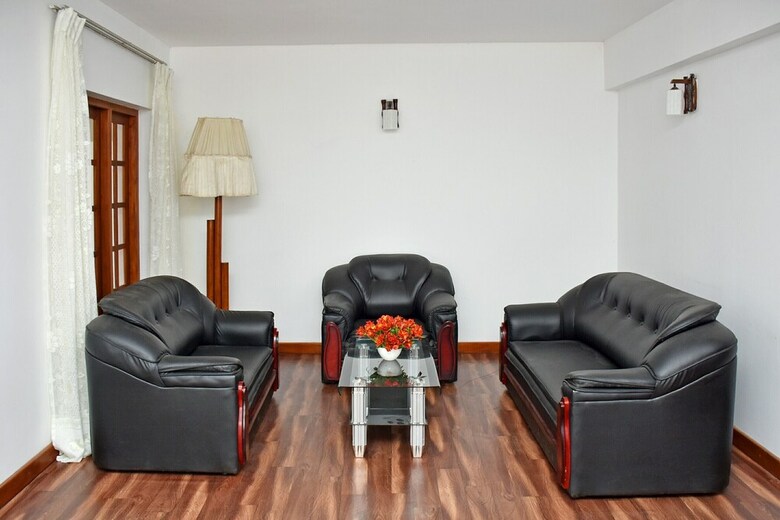 Hotel Oyo 476 Bloomfield Villa