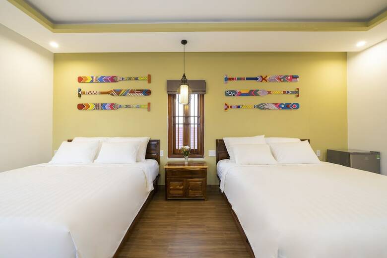 Hotel Blue Whale Homestay