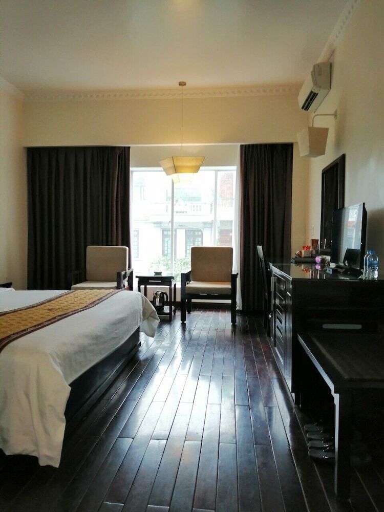 White Palace Thai Binh Hotel 1