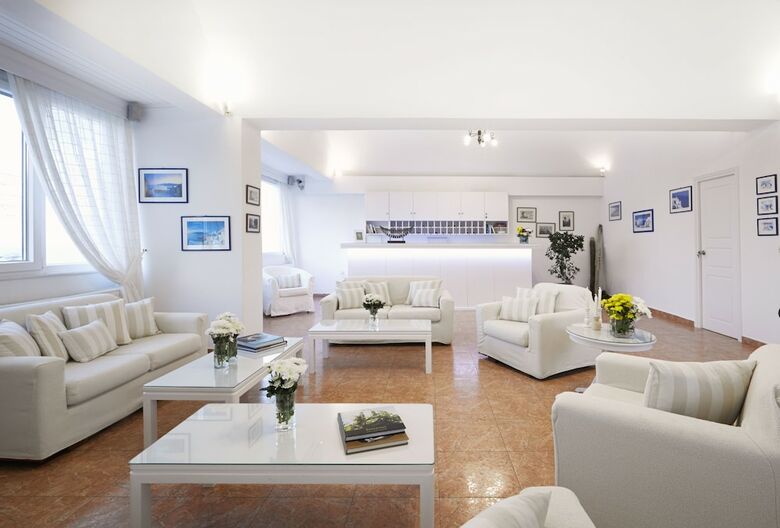 Milos Villas Hotel