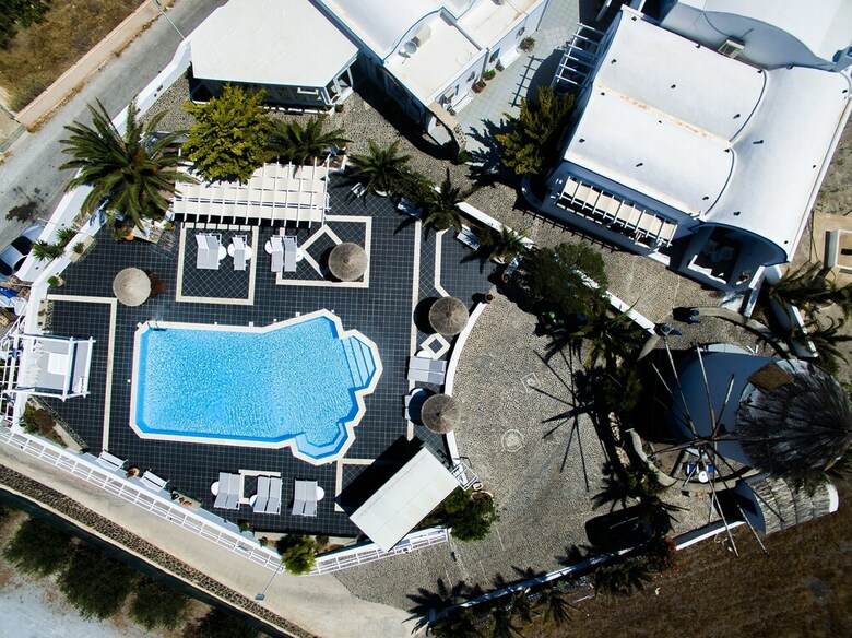 Milos Villas Hotel