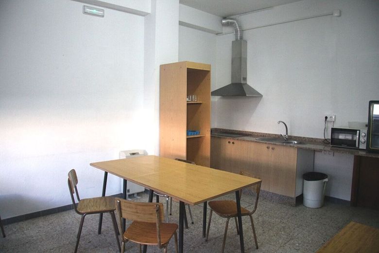 Hostal Albergue Santa Olaia
