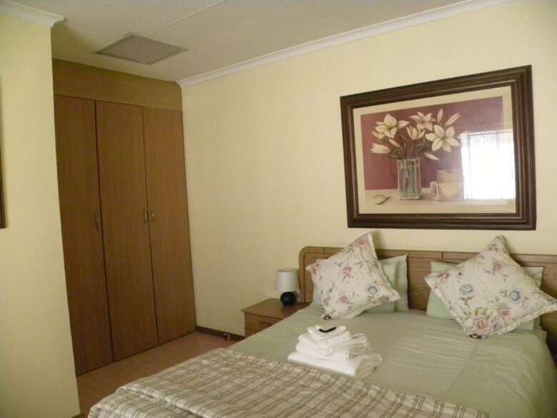 Bed & Breakfast Strathavon Guest House