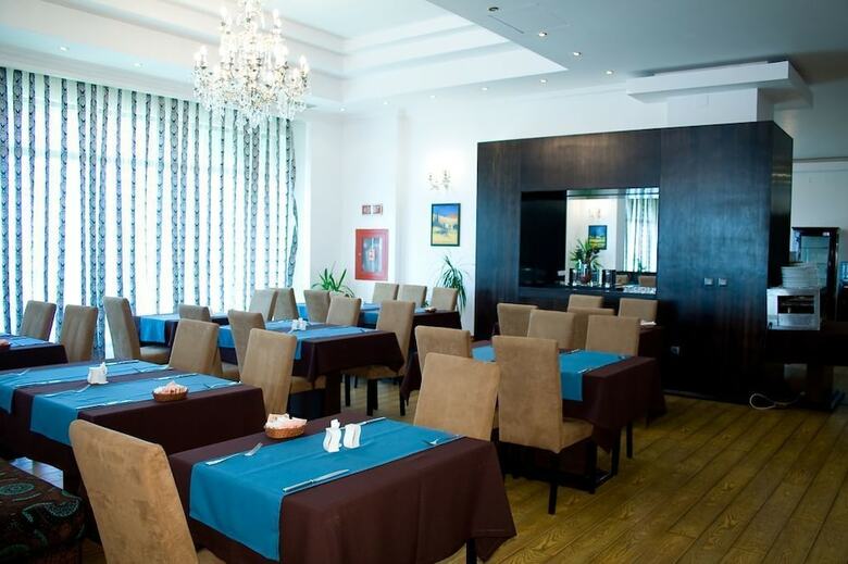 Hotel Phoenicia Express