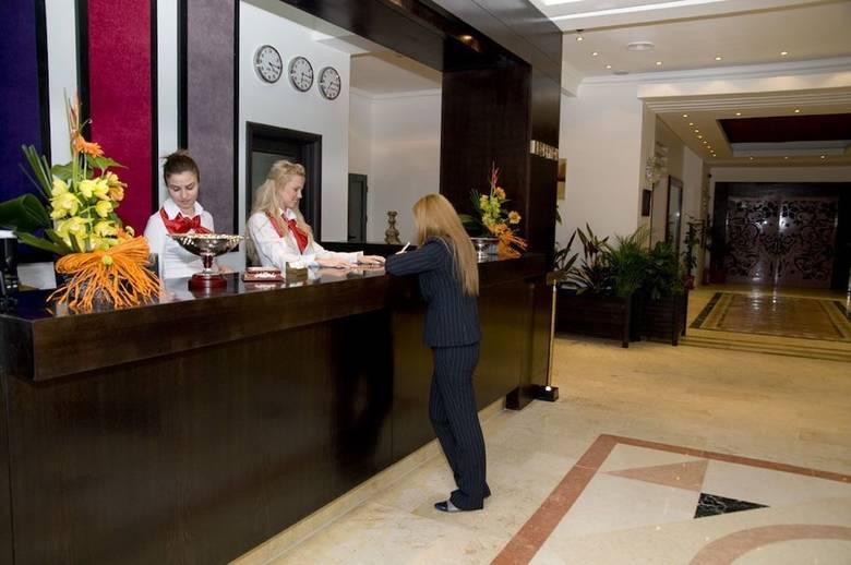 Hotel Phoenicia Express