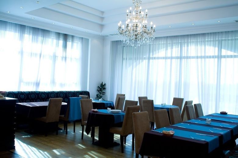 Hotel Phoenicia Express