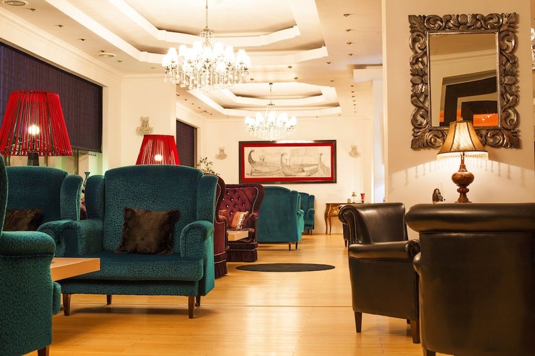 Hotel Phoenicia Express