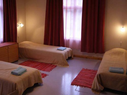 Hostal Tiia Guesthouse