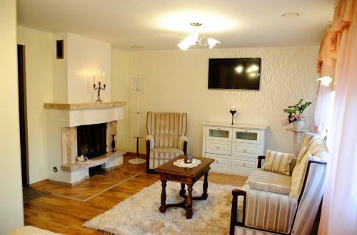 Embrace Guestrooms & Apartments