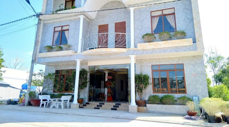 Hung Yen Hotel