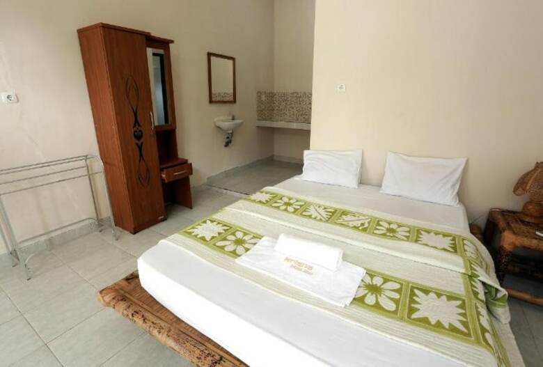 Hotel The Born