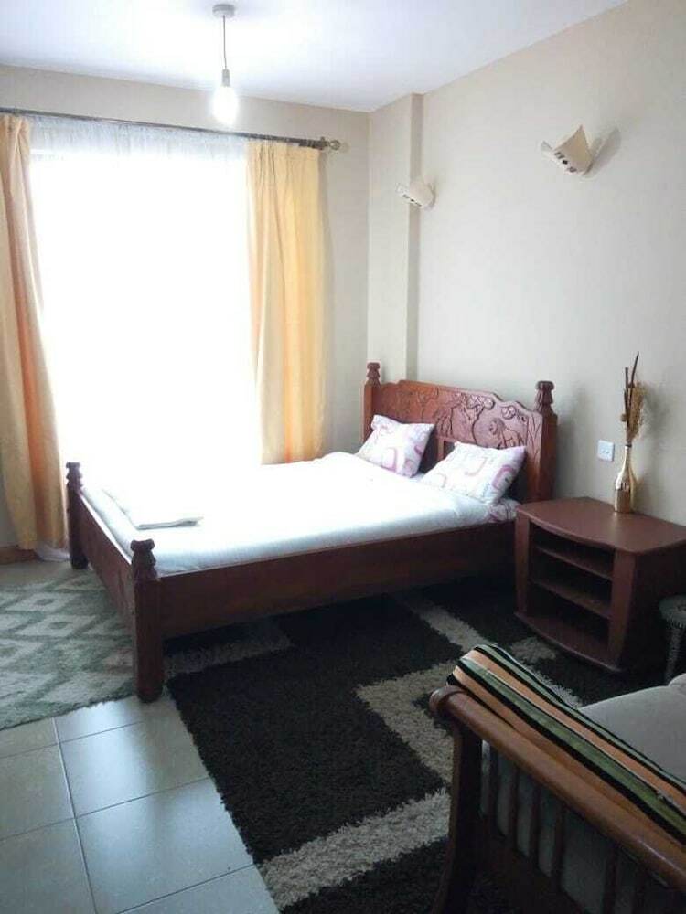 Apartamentos West View Suits