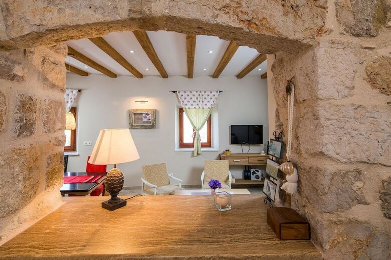 Villa Holiday Home Secret Garden