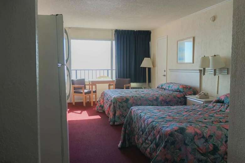 Hotel The Red Tree Inn