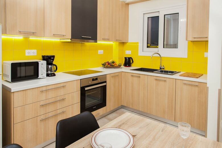 Restfull Fully Renovated Apartment In Thisio