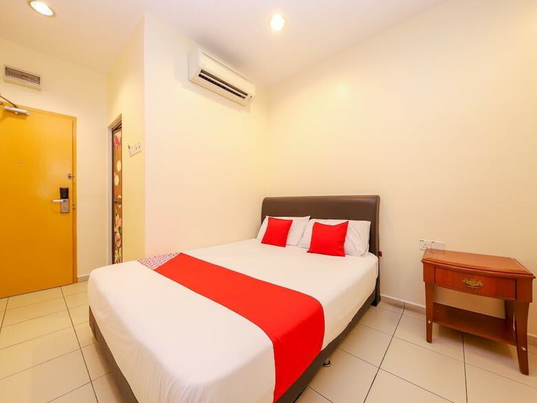 Oyo 89714 Doris Hotel