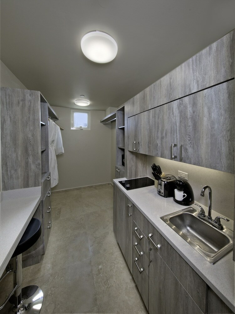 Ciqala Luxury Suites