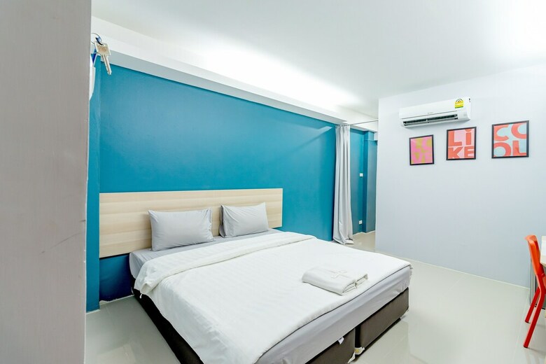 Your Place Hotel