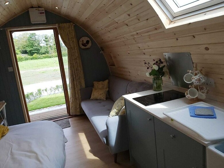 Orchard Glamping - Bramble Pod