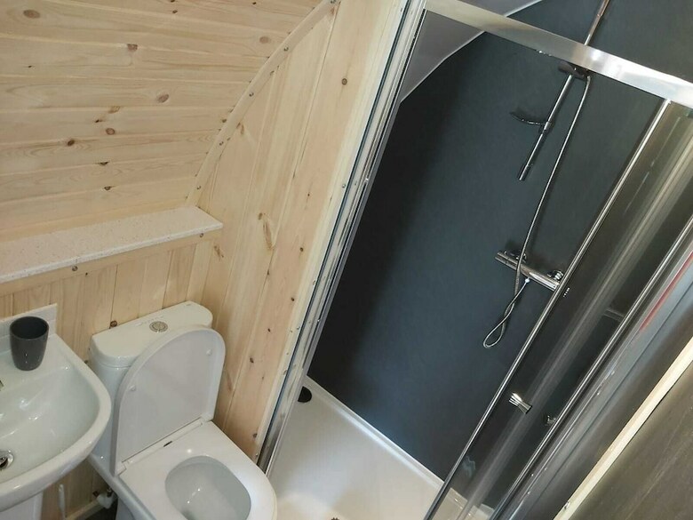 Orchard Glamping - Bramble Pod