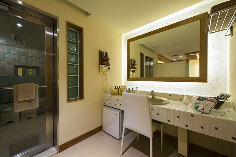 Water Hotel Ry - Adults Only