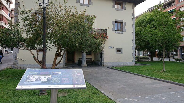 Apartamentos Miraballes-ugao